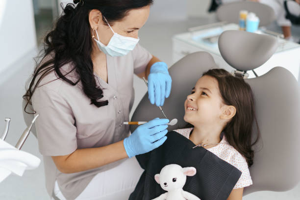 Best Emergency Dental Extractions in Dalworthington Gardens, TX